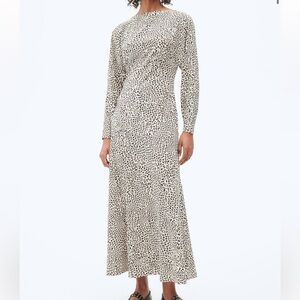 H&M Boat Neck Long Sleeve Dress